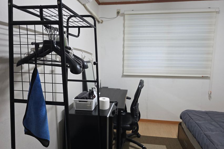 Room 102 3번째 이미지