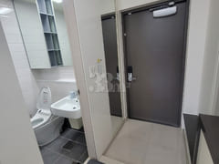 ♥️ Neat room just 1 minute from Gangnam Stati 18th image
