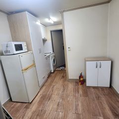 조용하고 편안한 방 방 이미지