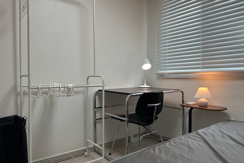 #57 홍대입구역 3룸