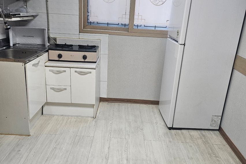 로얄하우스 205호