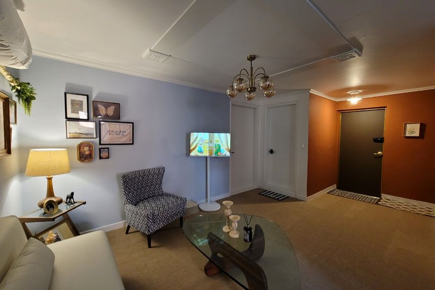 신촌역도보5분/넓은공간