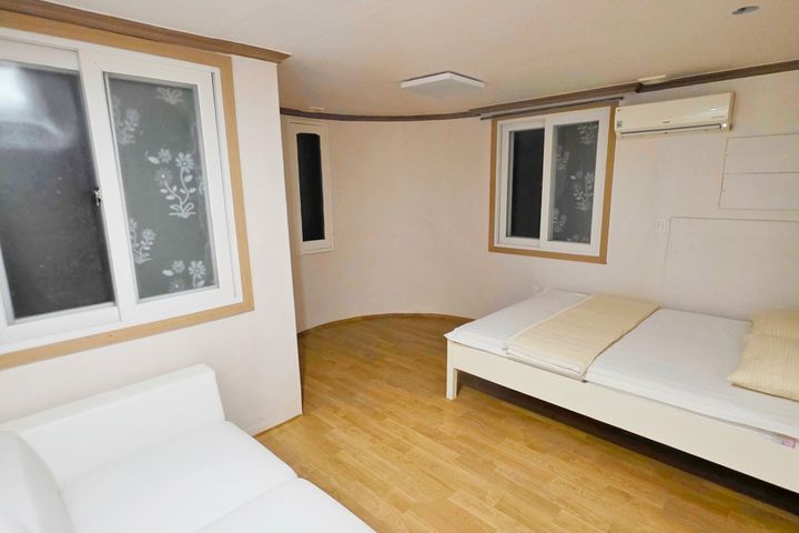 바닷가 5분조용한 집3 0번째 이미지
