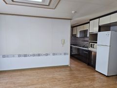 Two-room, Room 303 4th image
