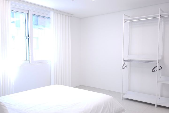 Anyang, Gwacheon, Gangnam, 4 people 5th image