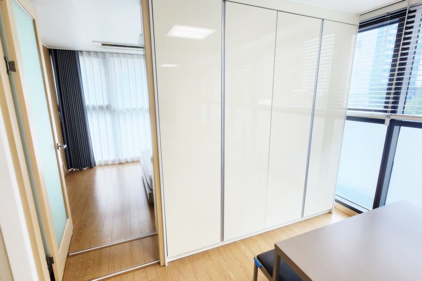 강남역 신논현 방+거실