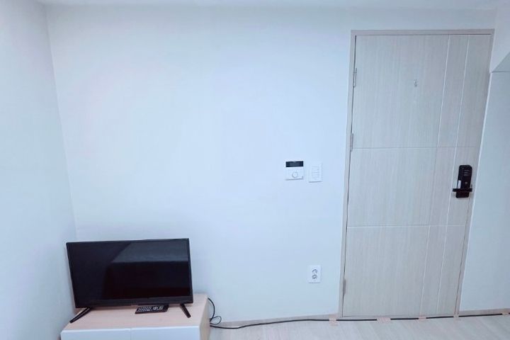 Line 8, Shinheung-dong, fully furnished studi 4th image