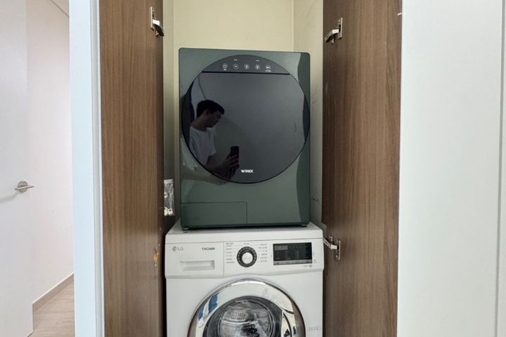 Newly remodeled, fully furnished, 3 rooms 15th image