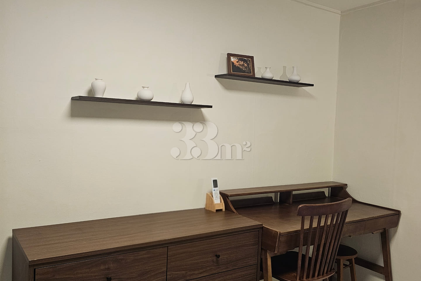 Guwol-gil Hospital Walnut Two-Room 2th image