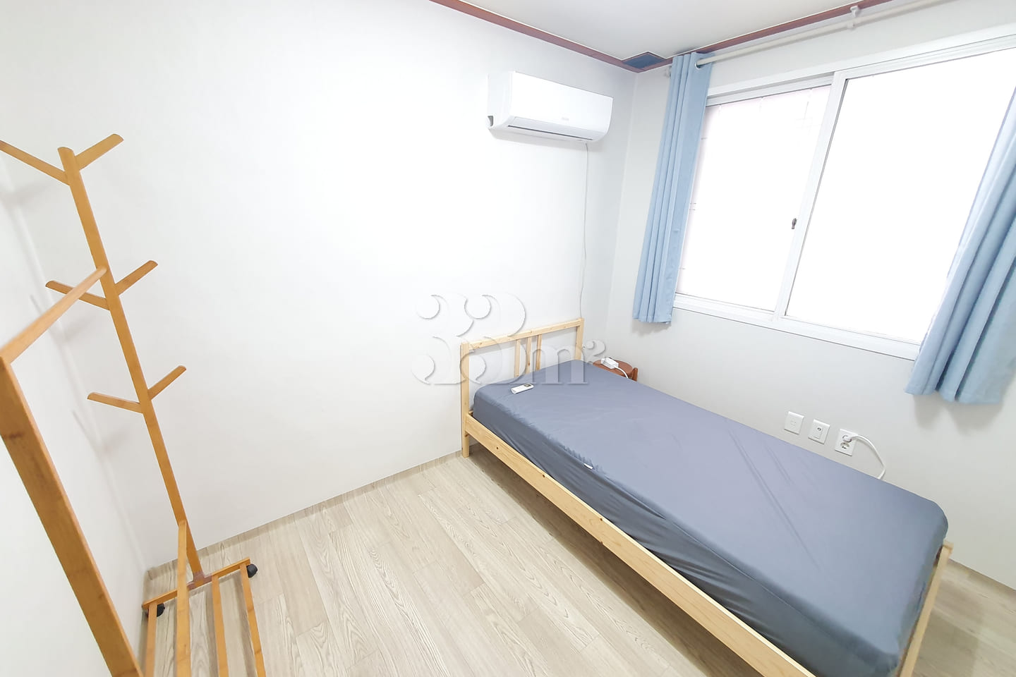 2 Bedrooms, Living Room, Seongseo, Unit 303 5th image