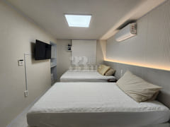 Heart of Hongdae, accommodates 3 people 10th image