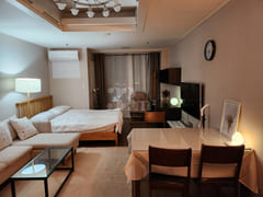 Luxury studio apartment in Daechi-dong, Seoll 5th image