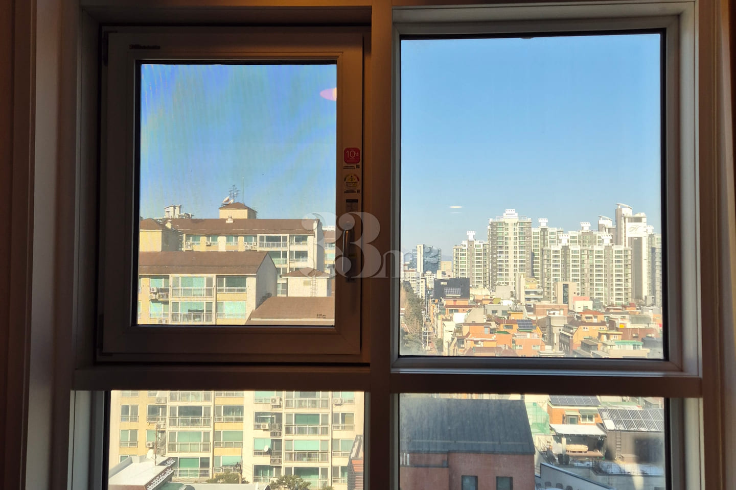 Double station, great view, two rooms, quiet 12th image