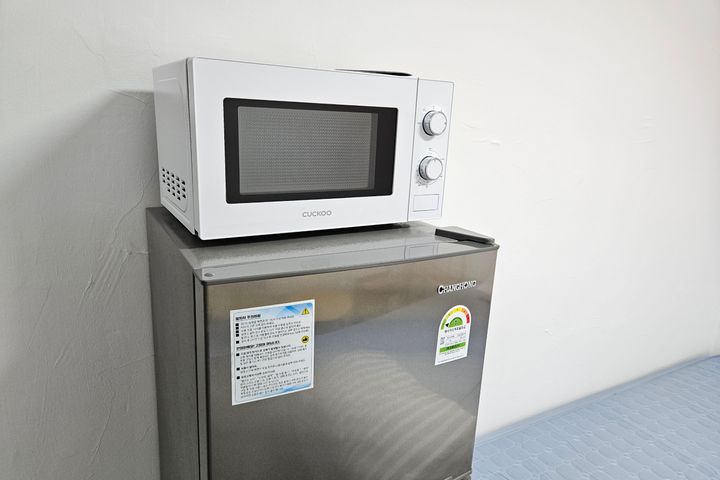 밝고깔끔한 원룸 2인실 8번째 이미지