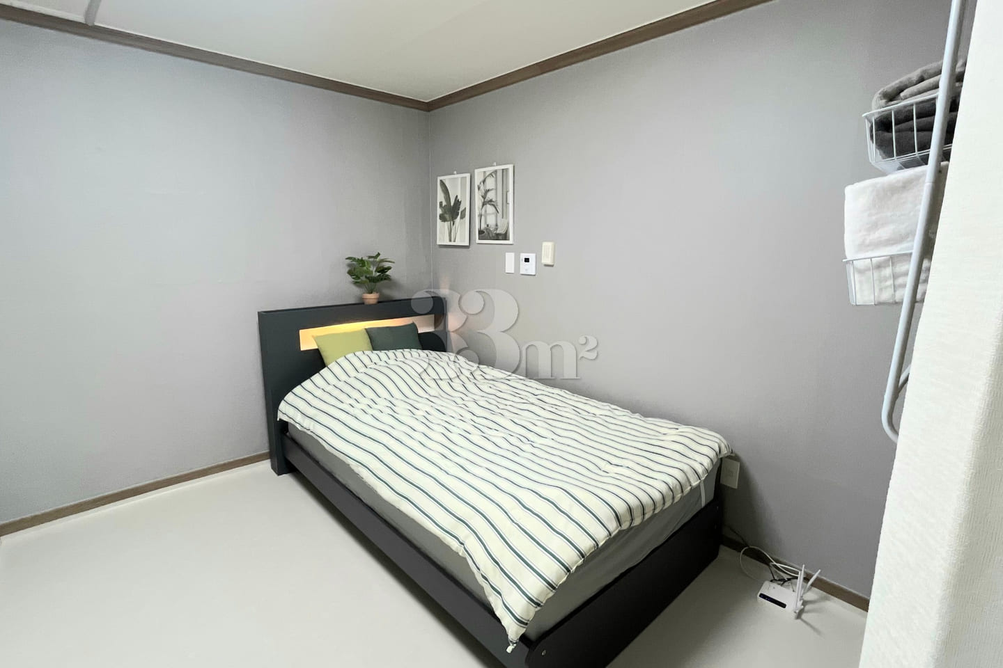 Clean studio apartment on the 2nd floor 4th image