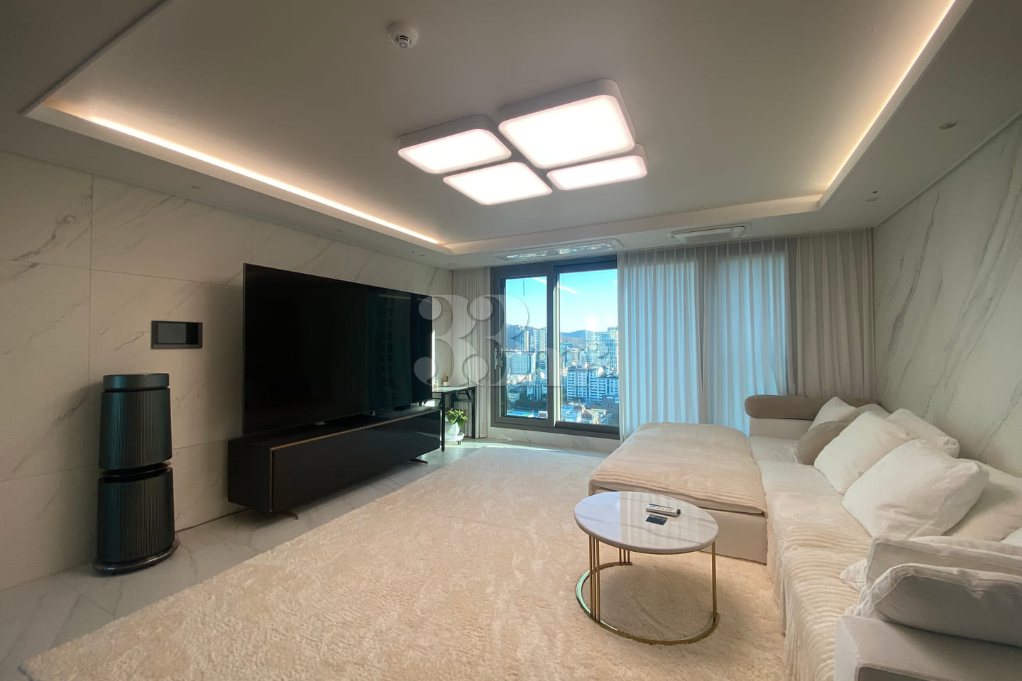 Stylish 4-bedroom apartment in Seocho 14th image