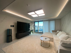 Stylish 4-bedroom apartment in Seocho 14th image