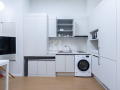 Fully Furnished Duplex, Unit 1-805 11th image