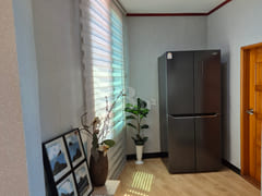 Fully furnished, west-facing, 4-bedroom unit 8th image