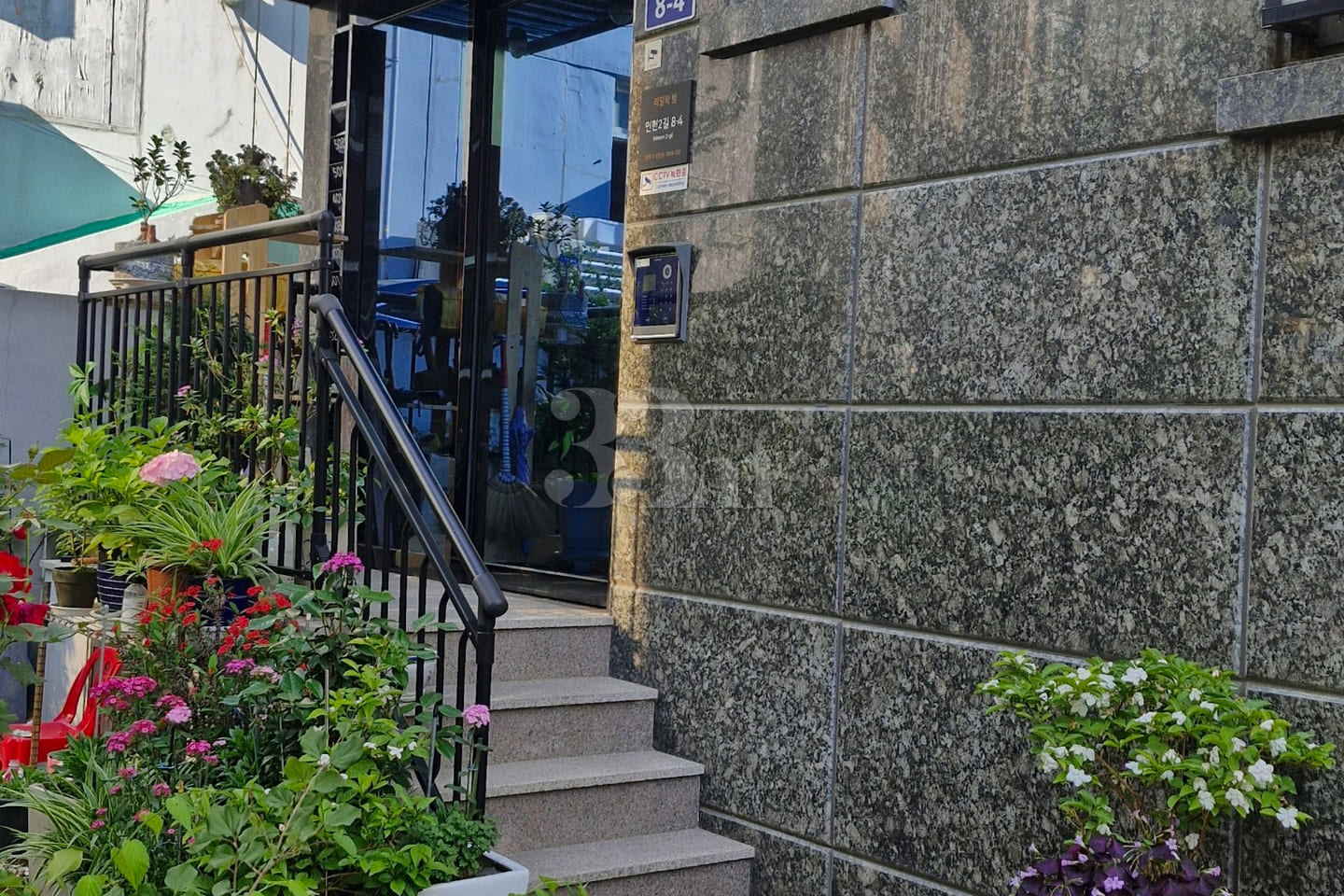 Nakseongdae 2-minute flower-filled house 102 8th image