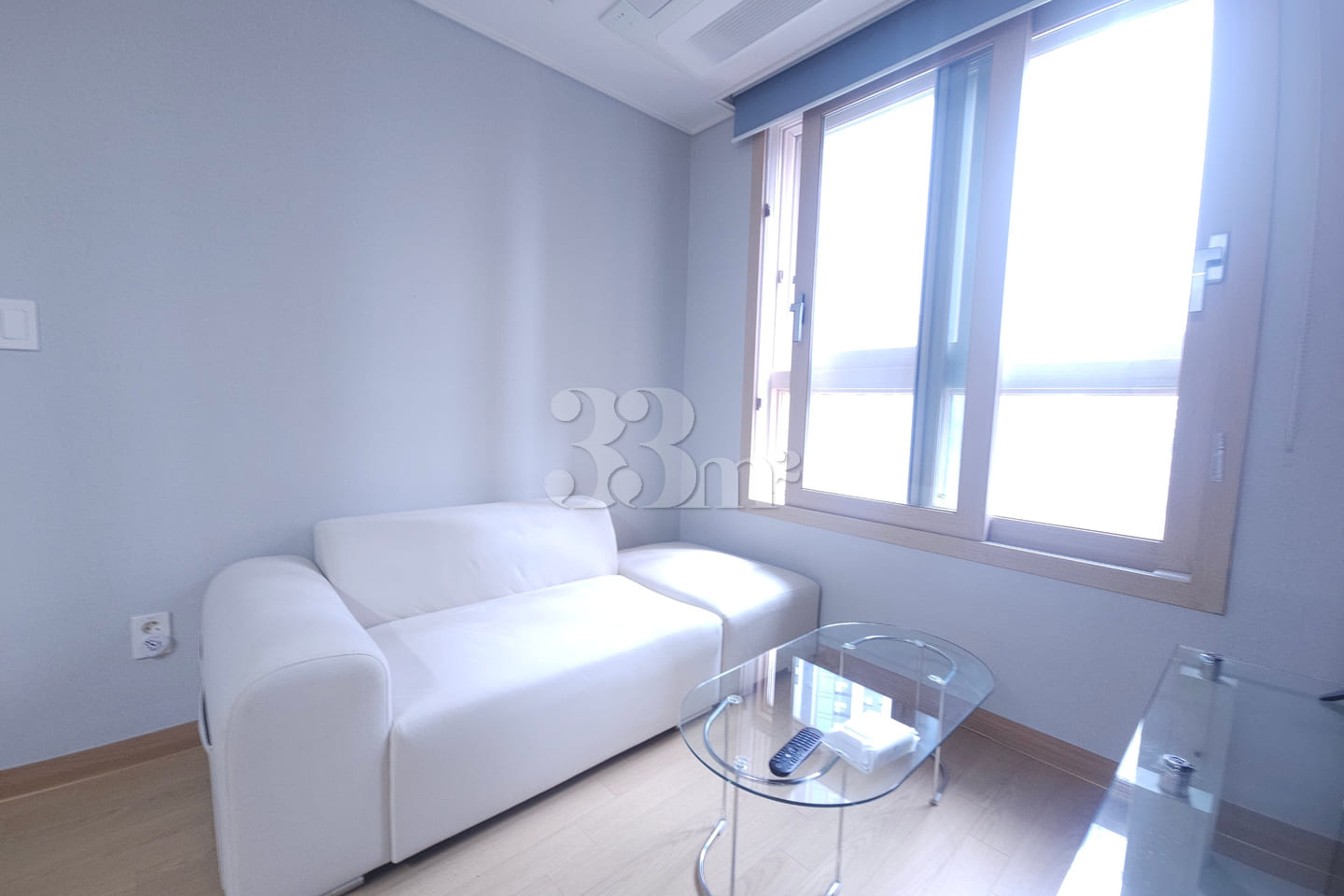 The hot 1.5-room apartment you and I shared 3th image