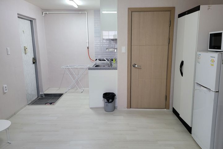 Chungbuk National University, Jungmun, Single 19th image