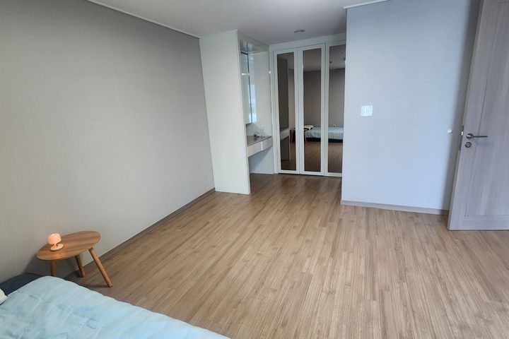 Clean and spacious house near Mulgeum Station 19th image