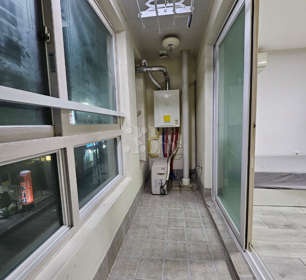 1-minute walk from Junggu Office Station, stu 10th image