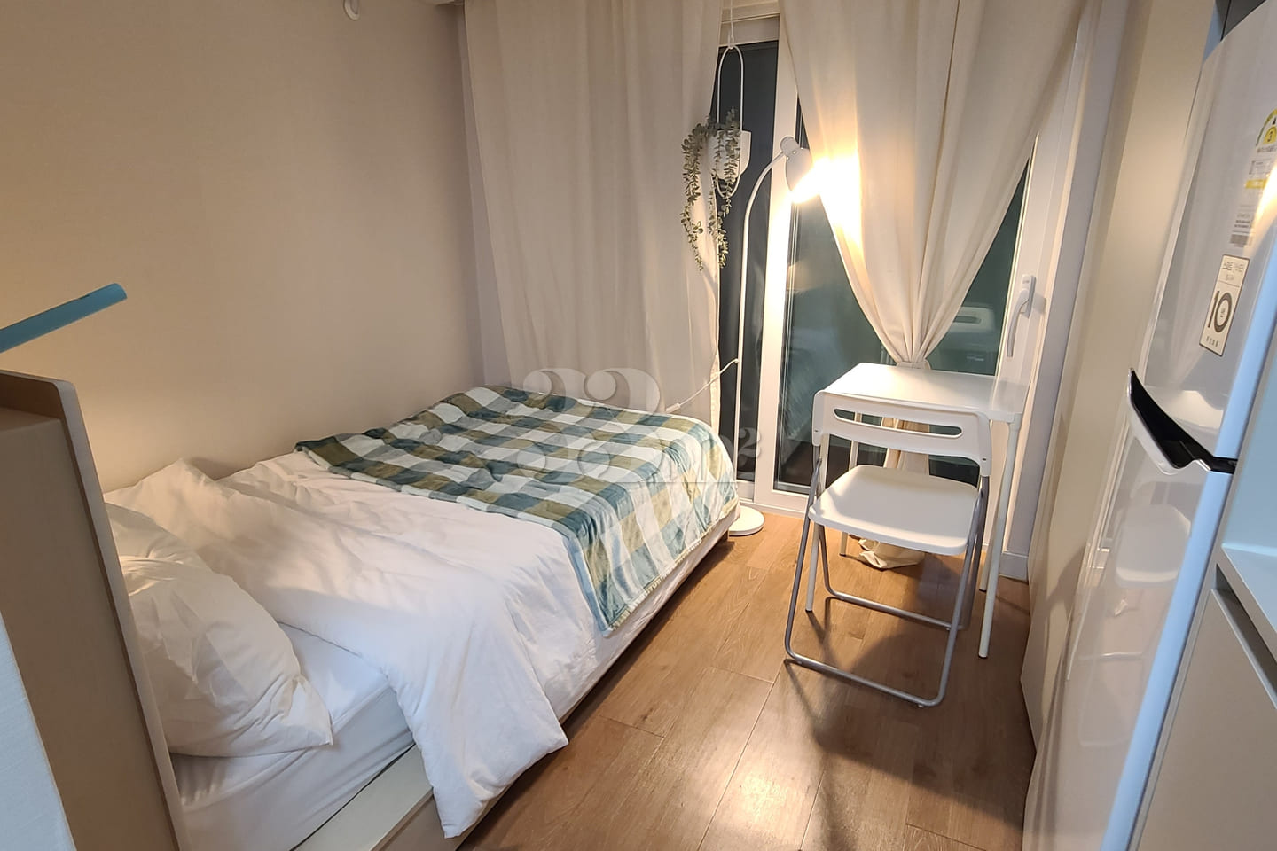 Mapo/Hongdae/Hapjeong fully furnished unit wi 5th image