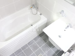 4-person room E, 5-minute walk from the subwa 7th image