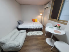 Pretty large room in Seongnam Shinheung 4th image