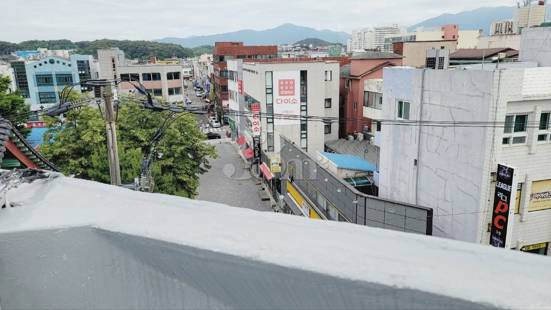 Jungang Market Haengbok-vil 3-Room Unit 7th image