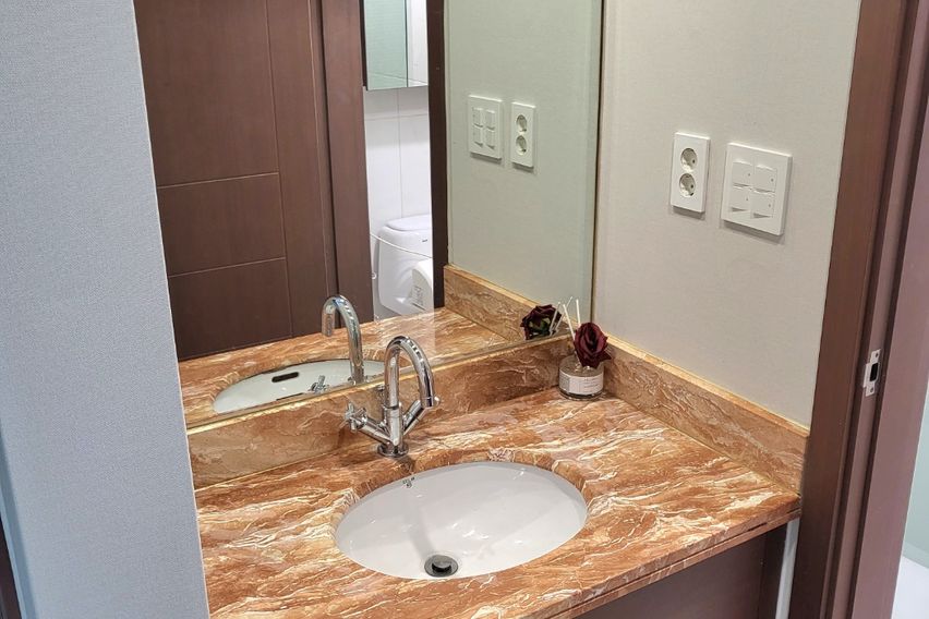 서울역 충정로역 숙소